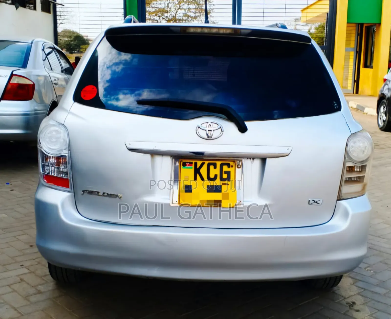 Toyota Corolla Fielder 2010 Silver