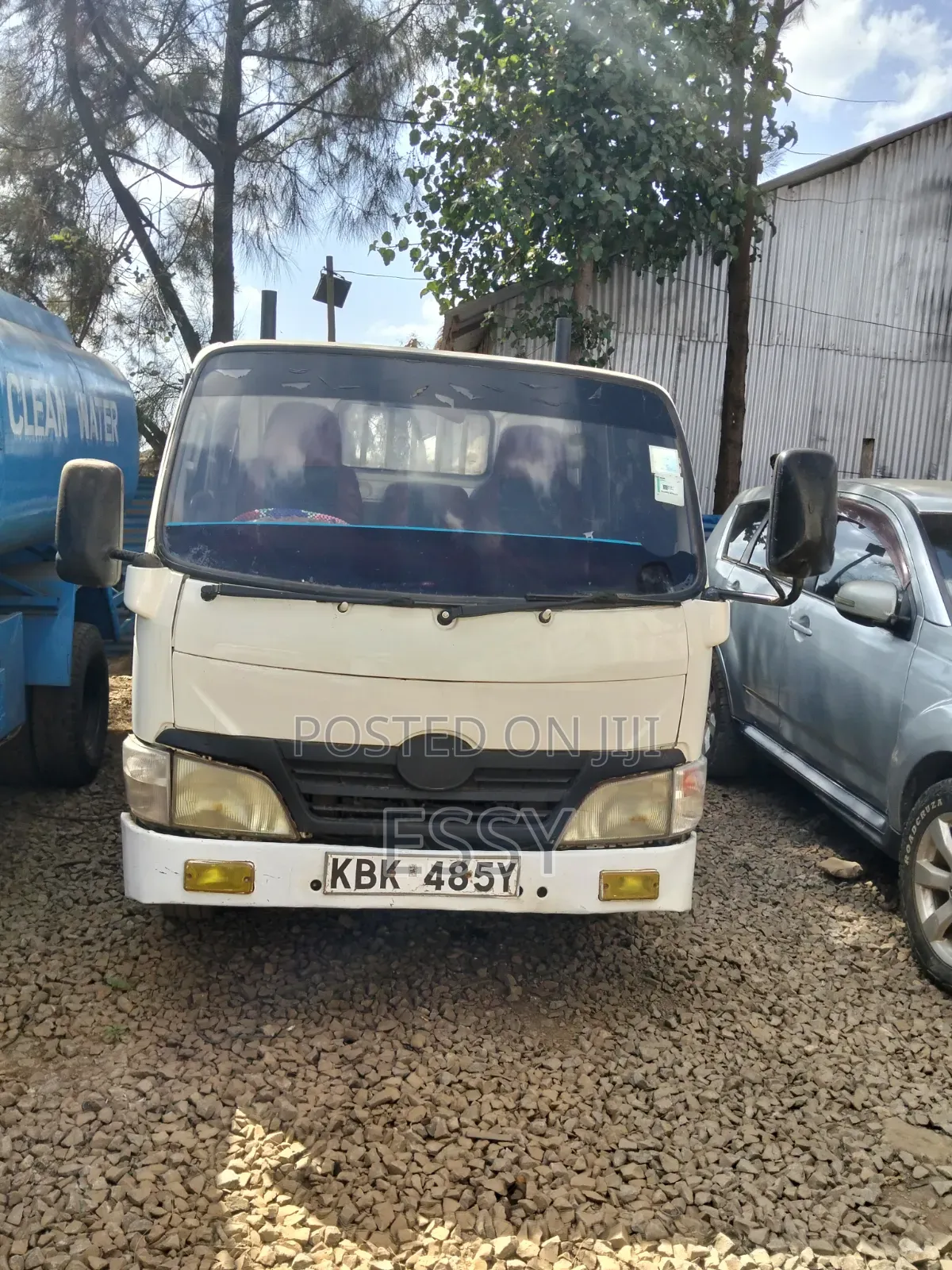 Toyota Dyna 2003 White