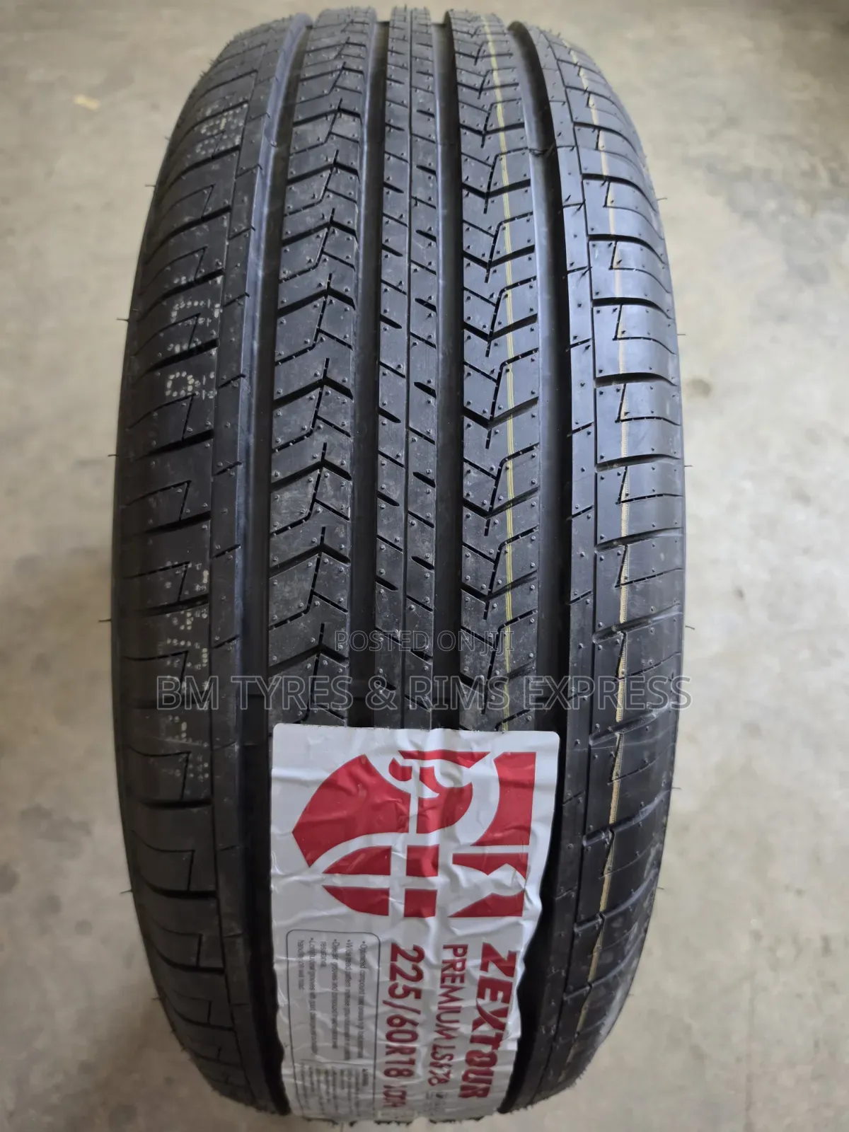 225 /60 R18 Zextour Tires (Highway)