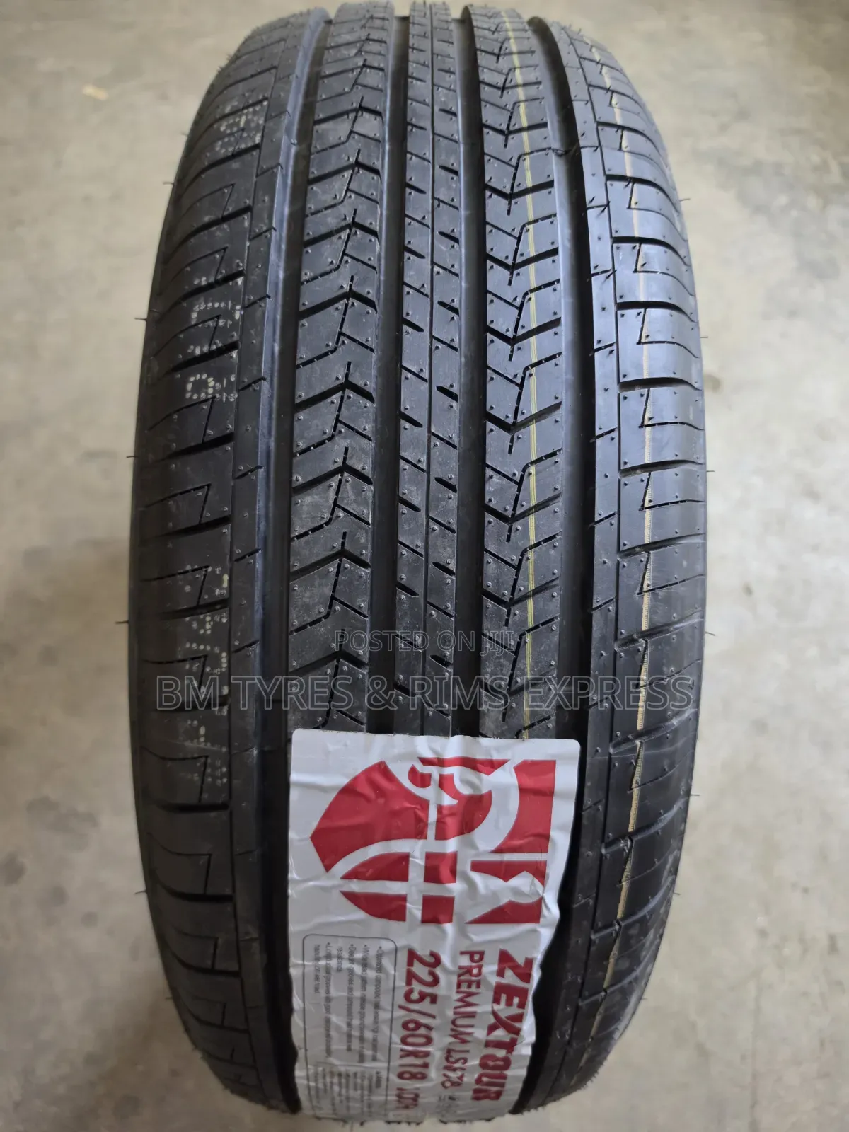 225 /60 R18 Zextour Tires (Highway)