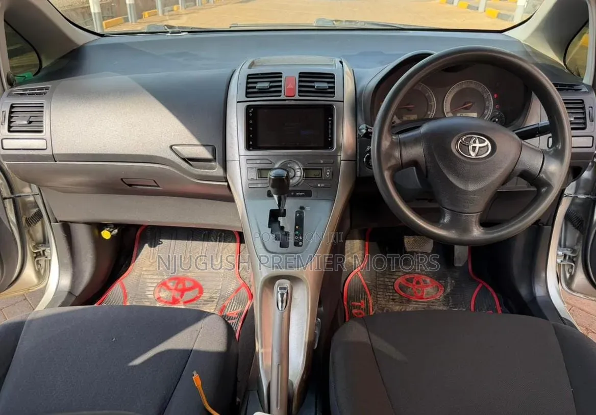 Toyota Auris 2006 Silver
