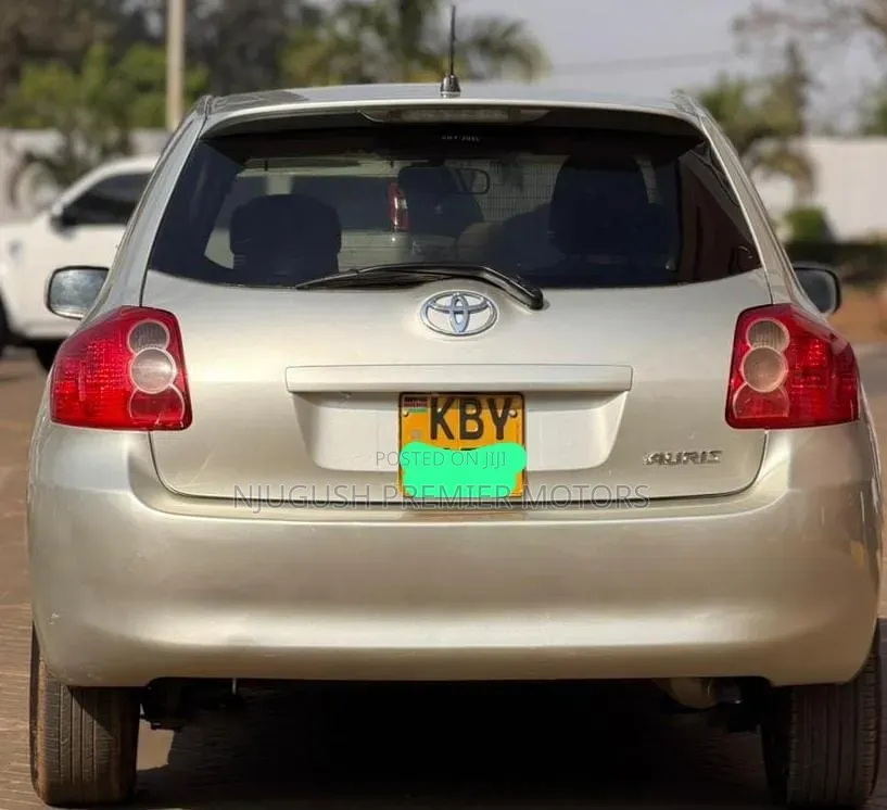 Toyota Auris 2006 Silver