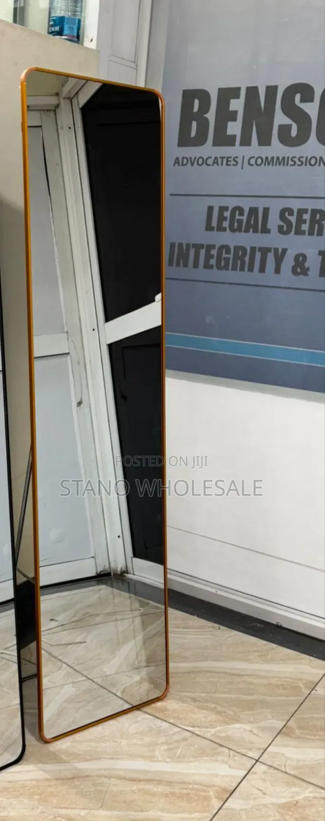 Stand Dressing Mirror