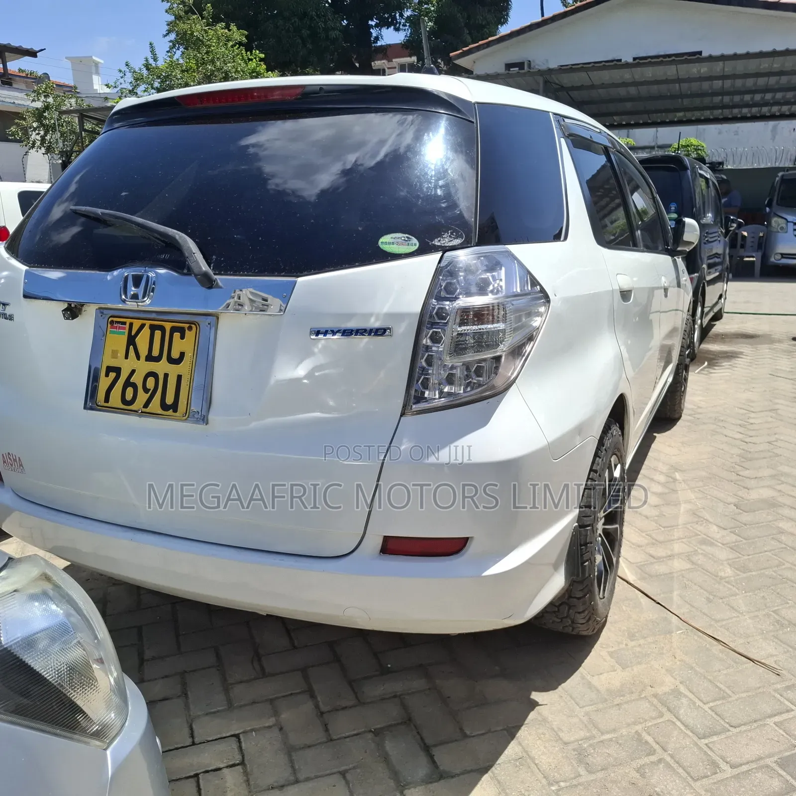 Honda Fit Shuttle 2012 White