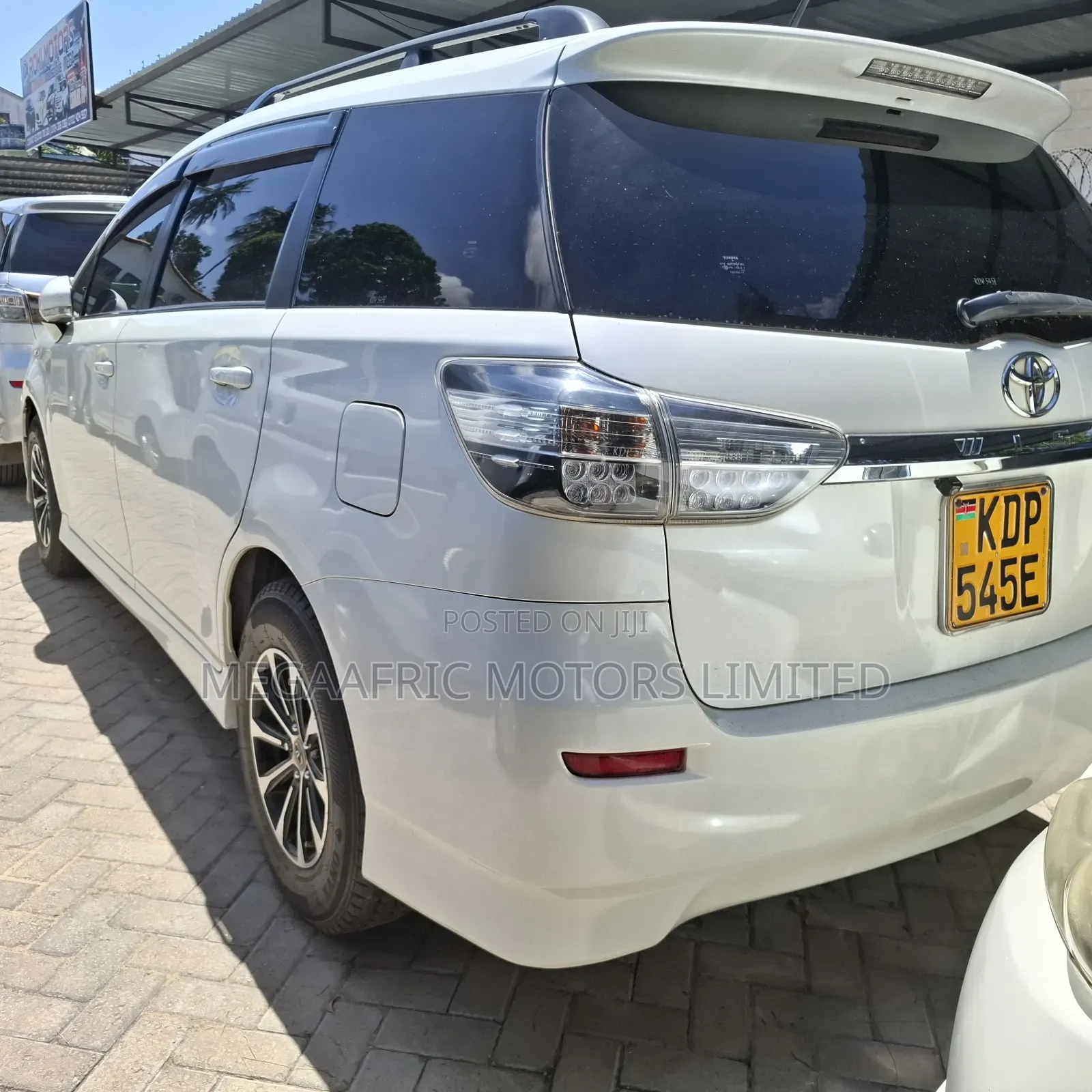 Toyota Wish 2016 White