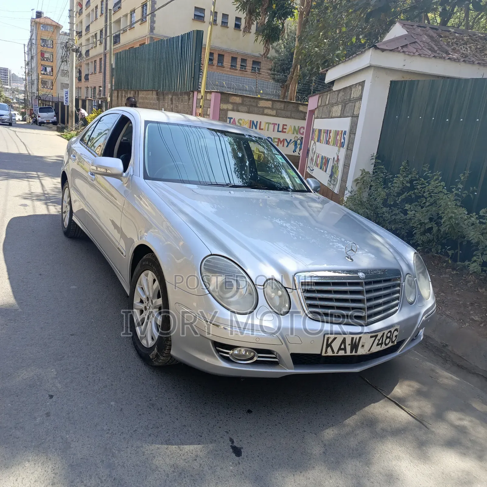 Mercedes-Benz C200 2016 Silver