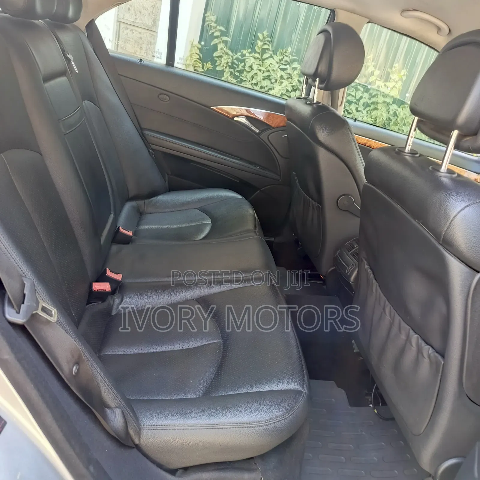 Mercedes-Benz C200 2016 Silver