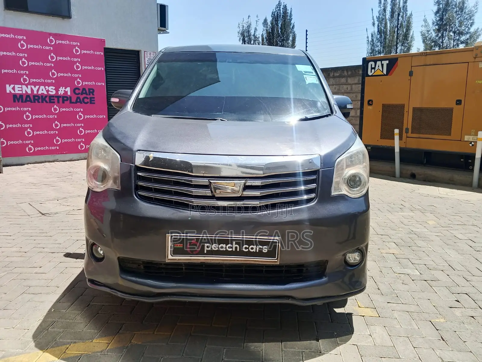 Toyota Noah 2011 Black