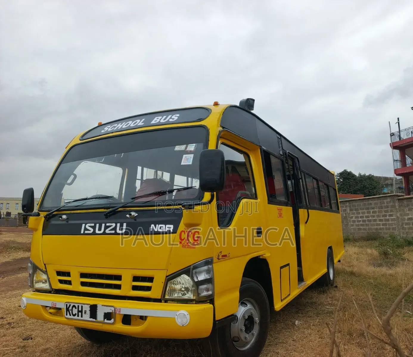 Isuzu NQR 2016 Yellow
