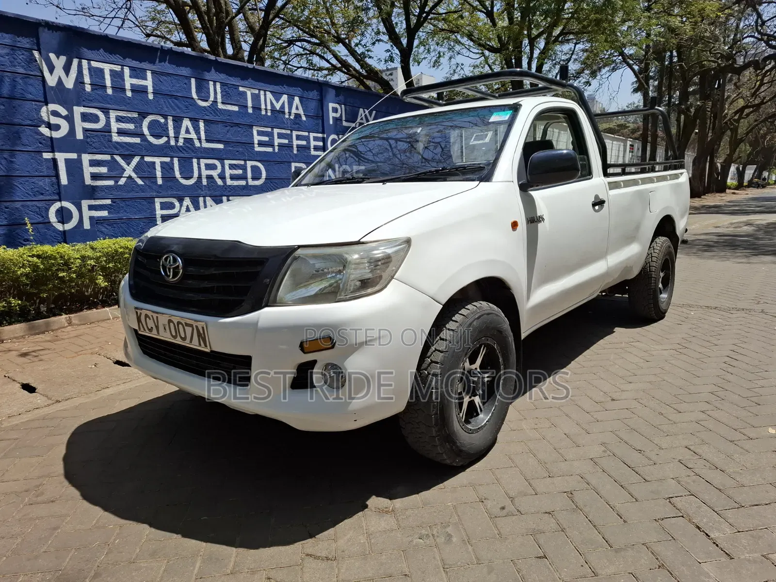 Toyota Hilux 2.5 D-4D SRX 2012 Off white