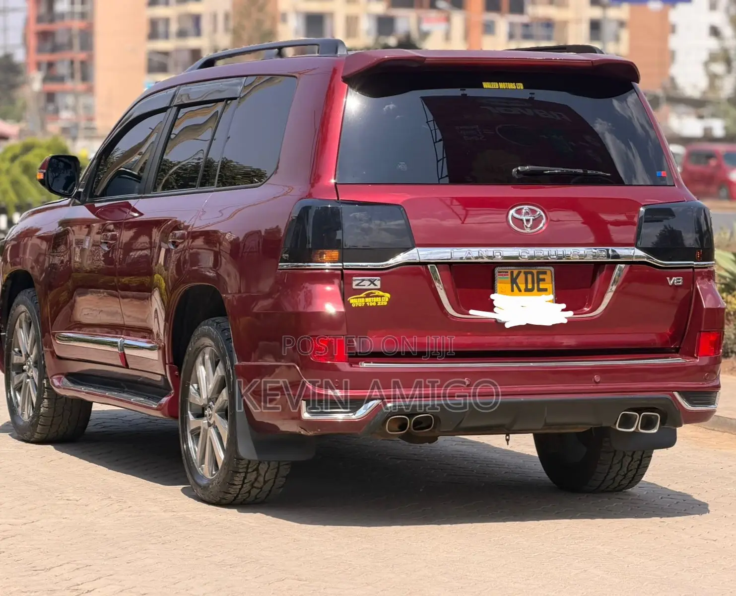 Toyota Land Cruiser 2014 Red