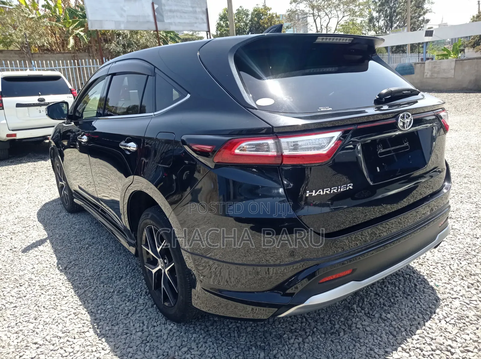Toyota Harrier 2.0 2019 Black