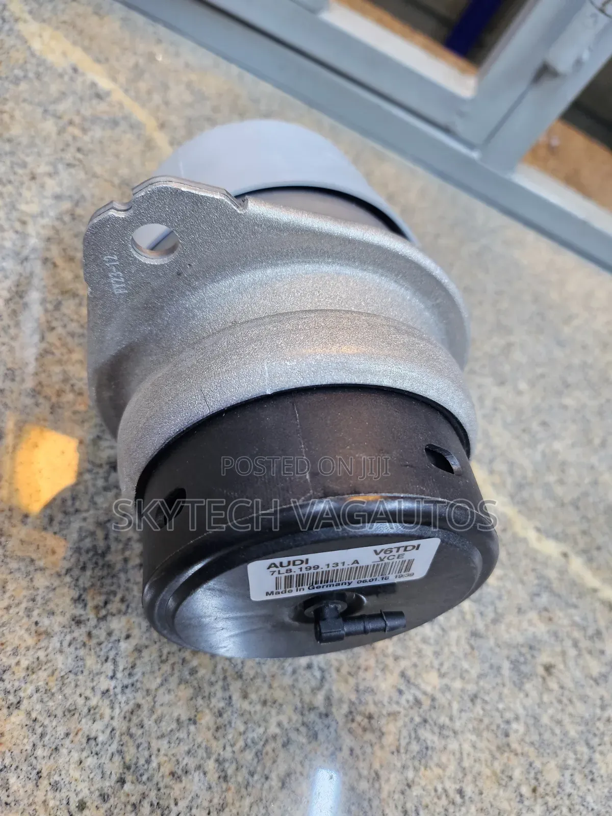 Porsche/Touareg/Q7 Engine Mount
