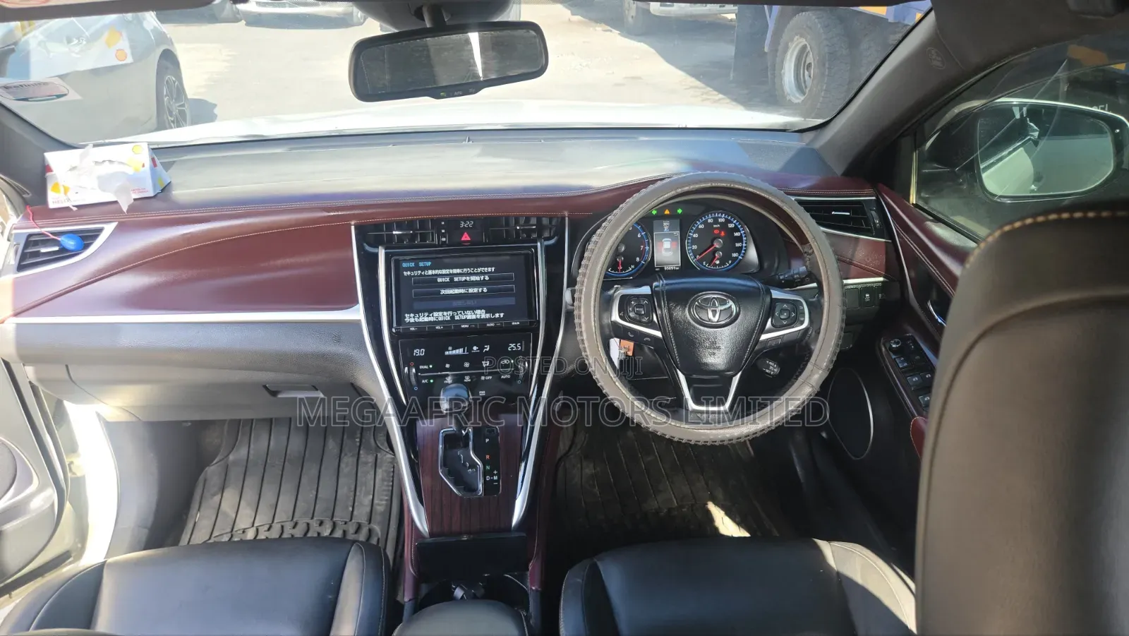 Toyota Harrier 2.0 Turbo 2017 White