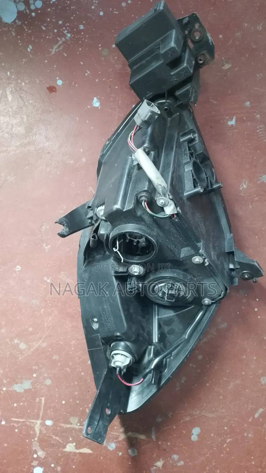Mazda Verisa 2010 Non Xenon Headlight