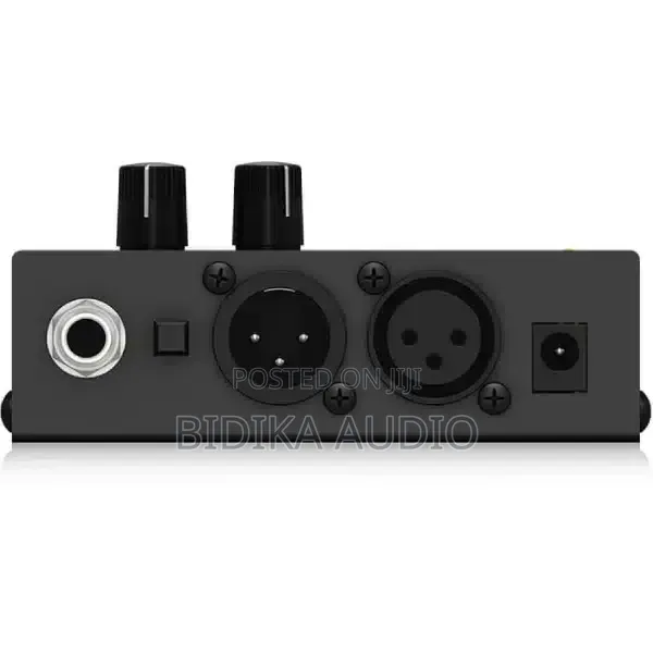 Behringer MA400 Monitor Headphone Amplifier