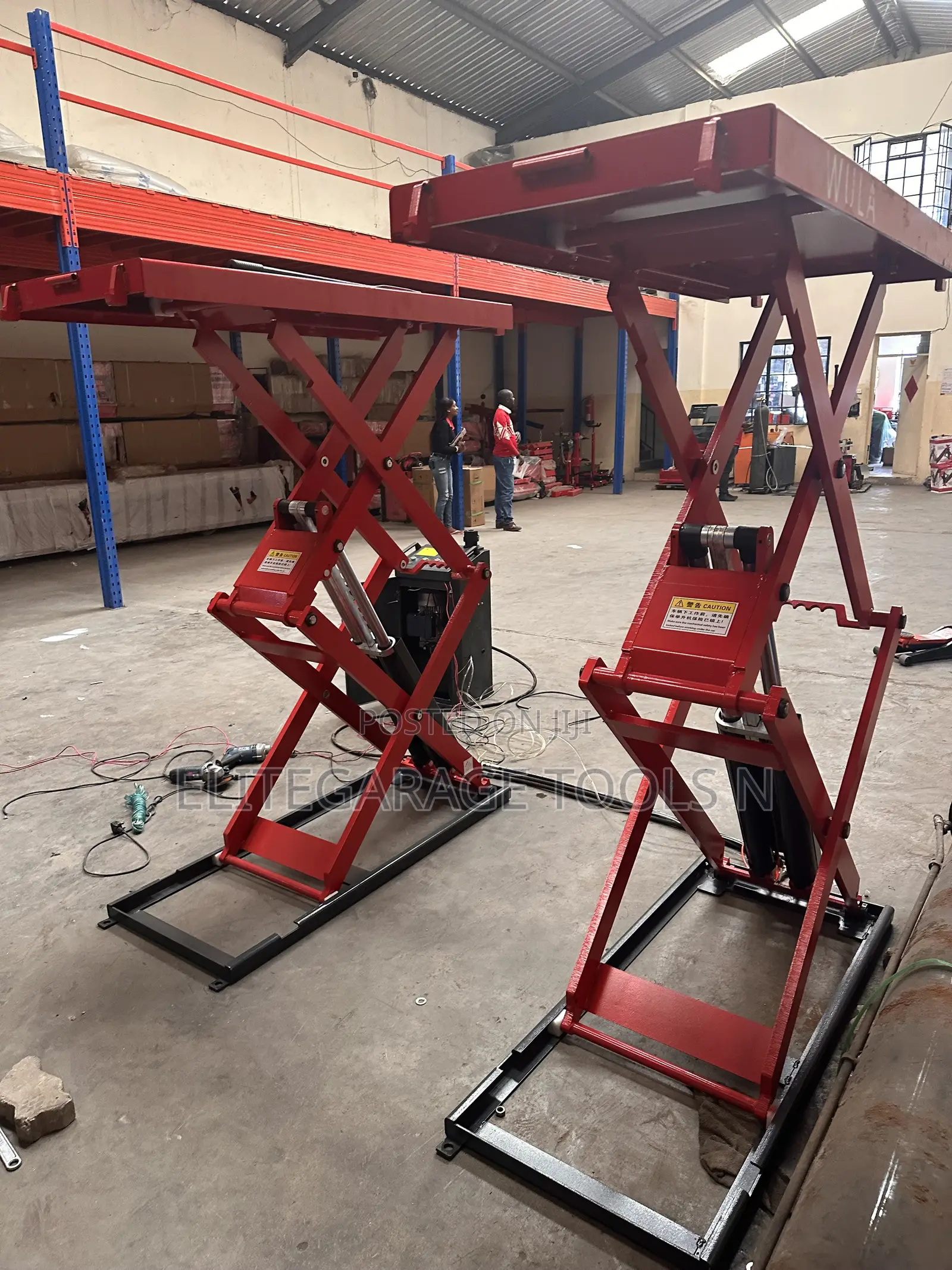 Heavy Duty New Improved Sunshine Italy High Scissor Lift