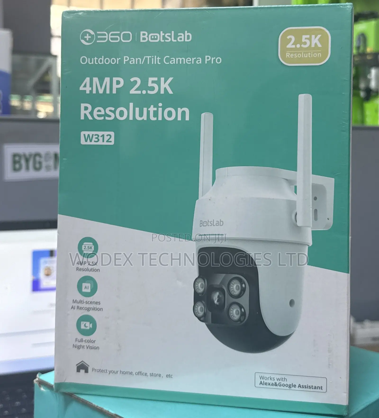 Botslab Outdoor Pan/Tilt Camera Pro (W312),
