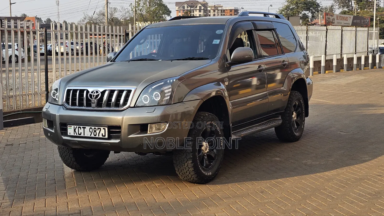 Toyota Land Cruiser 2008 Gray