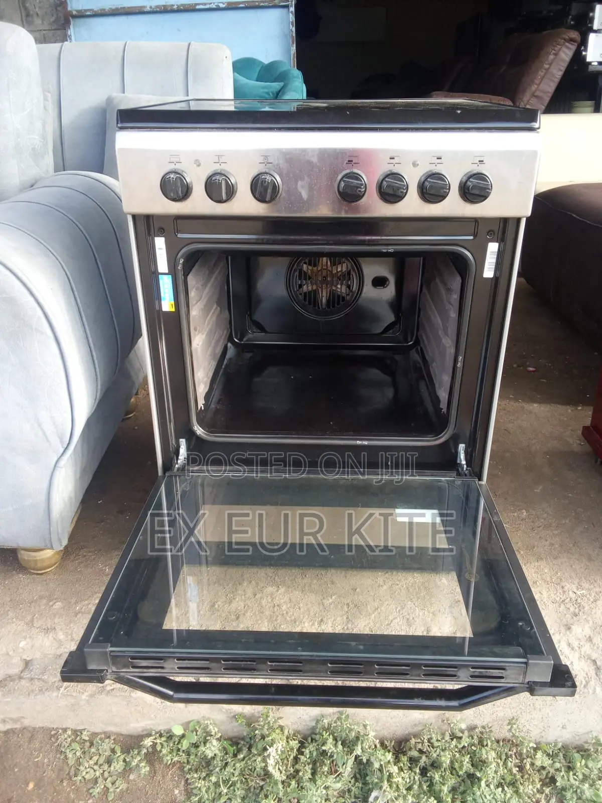 Indesit Cooker Vitro Ceramic Cooker 60*60cm