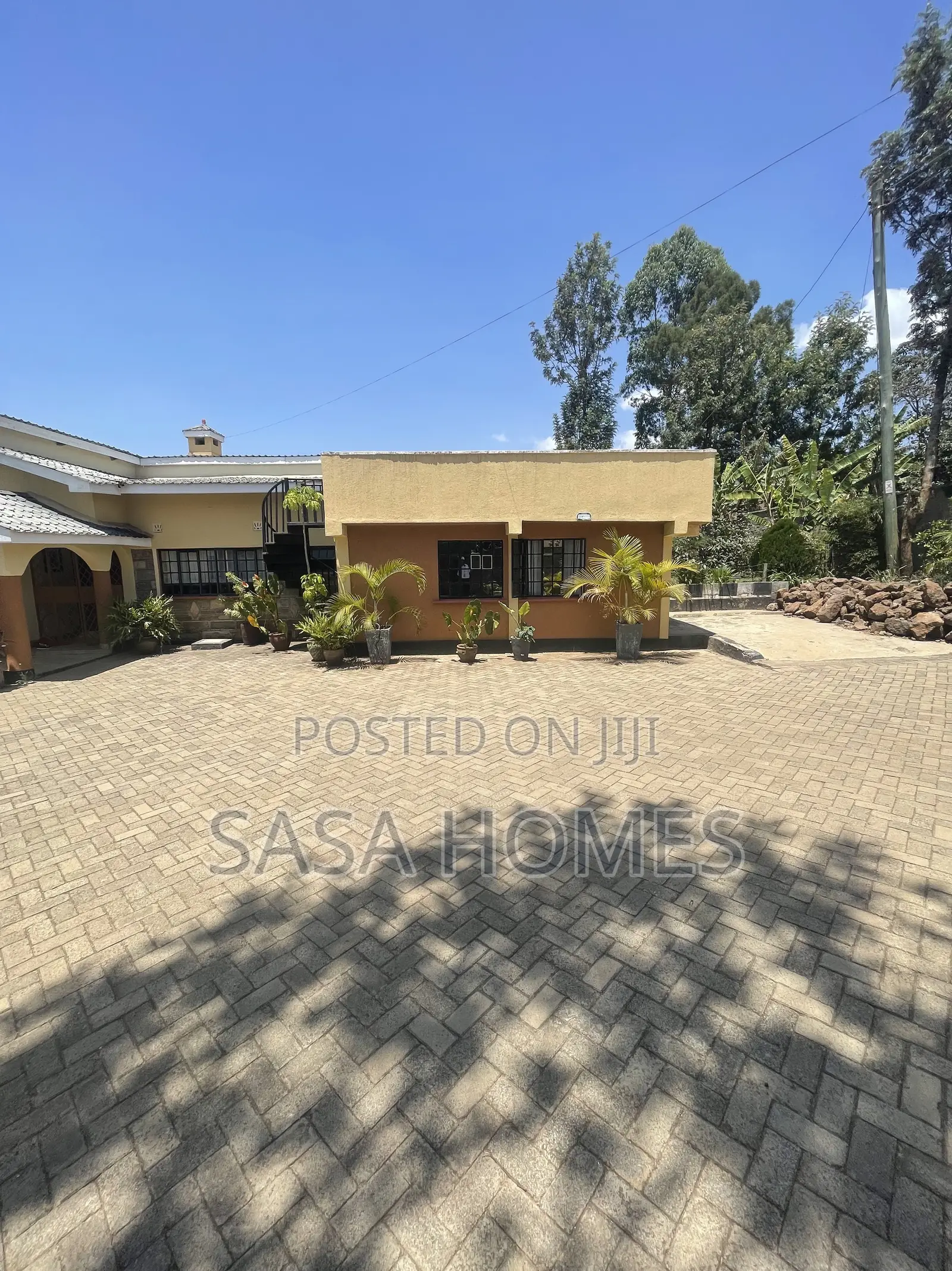 6bdrm Maisonette in Sasa Homes, Oluulua for sale