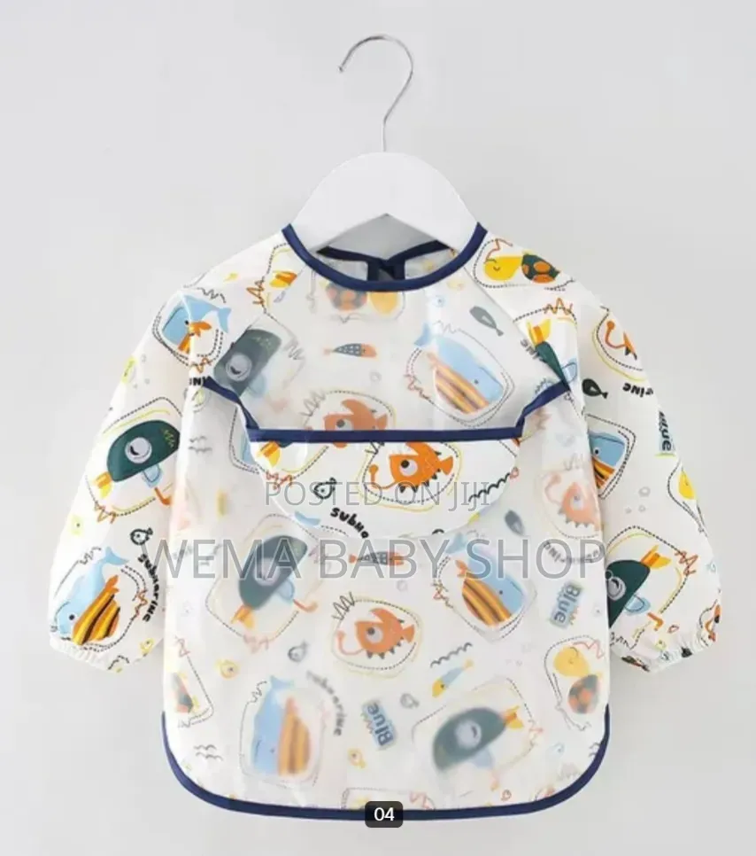 🧸 Waterproof Baby Feeding Bib (Full Sleeve) 👶