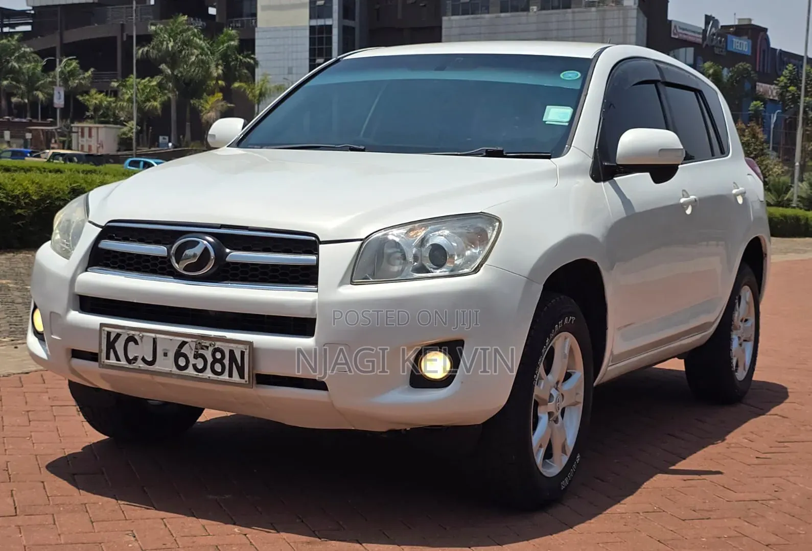 Toyota RAV4 2009 White