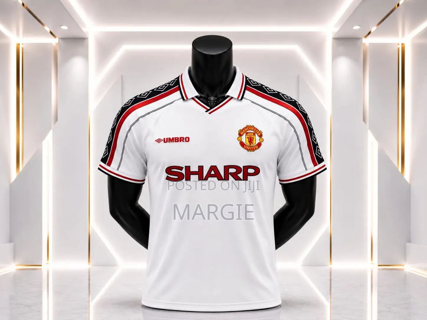 Sharp Manchester United Old School White
