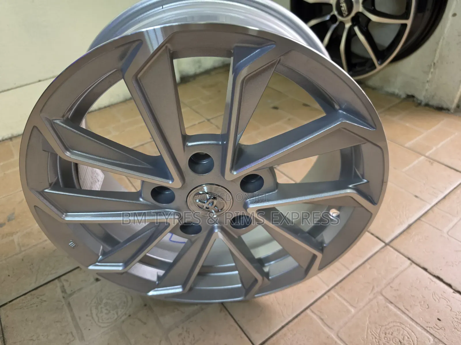 RIMS SIZE (15) TOYOTA PRIMIO (5 Holes) Silver, Set of 4.