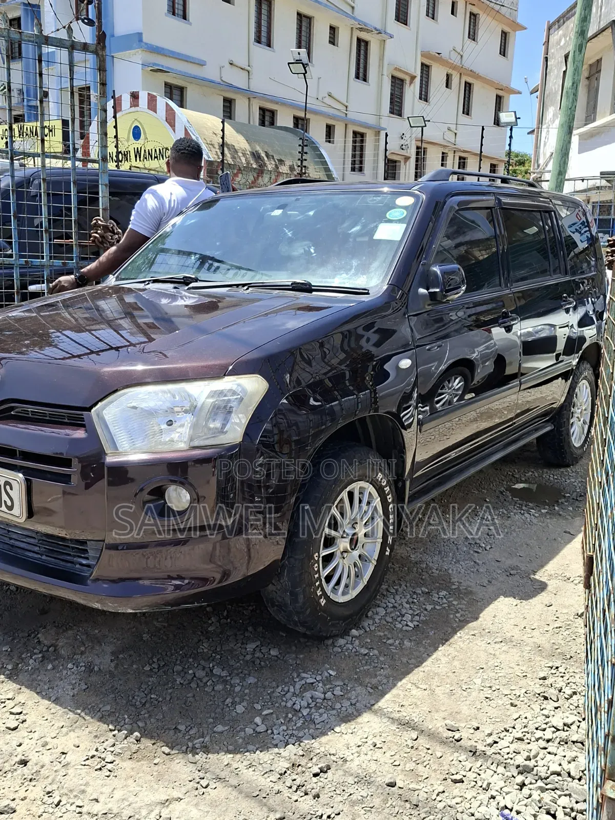 Toyota Probox 1.5 GL 2WD 2016 Maroon