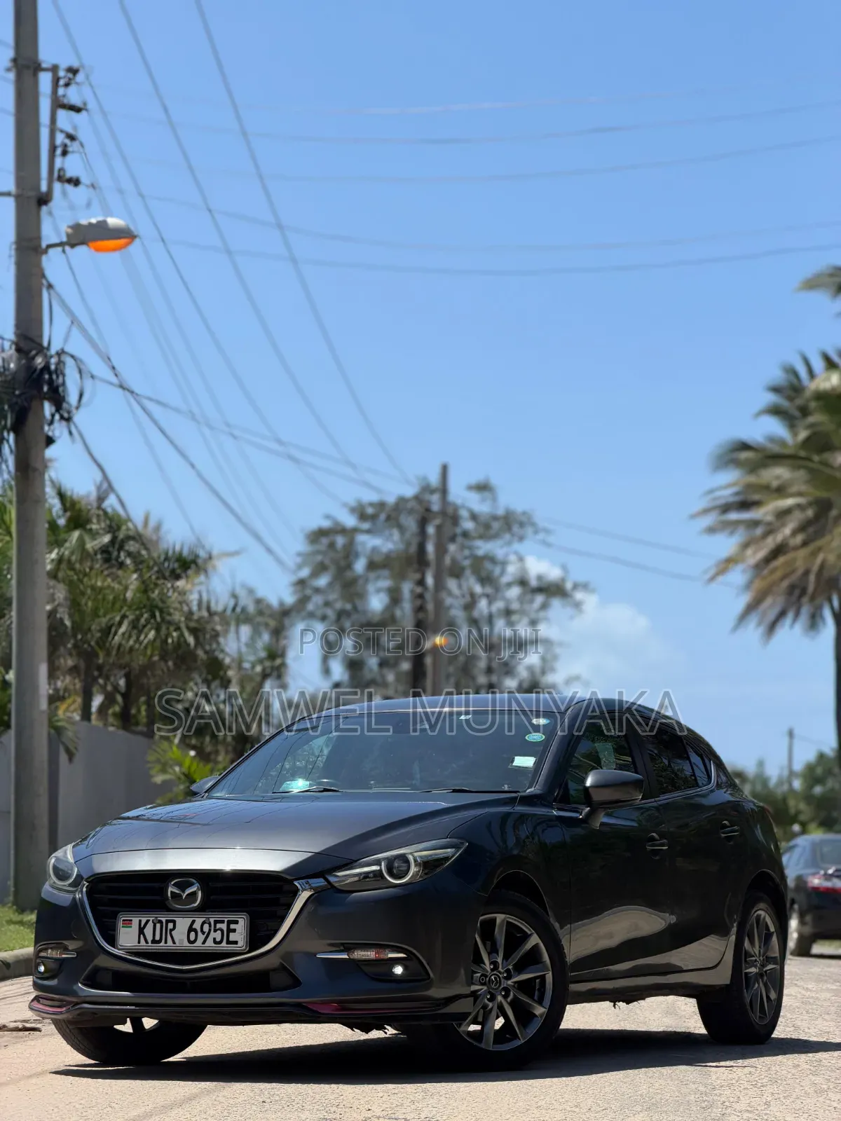 Mazda Axela 2017 Gray