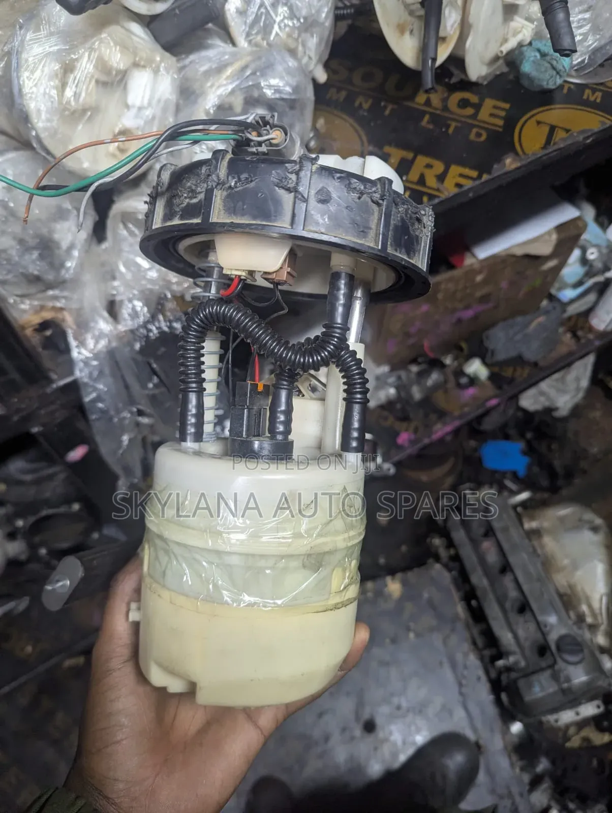 Nv 200 Complete Fuel Pump