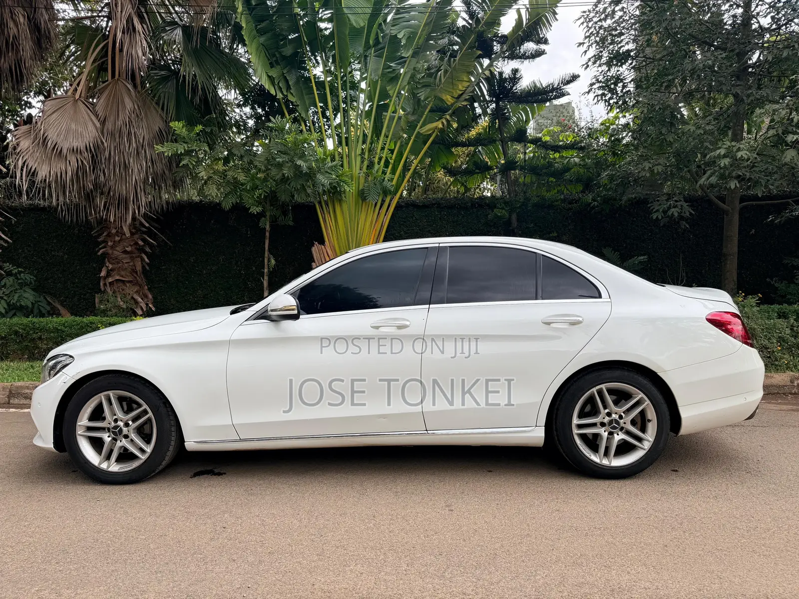 Mercedes-Benz C200 2014 White