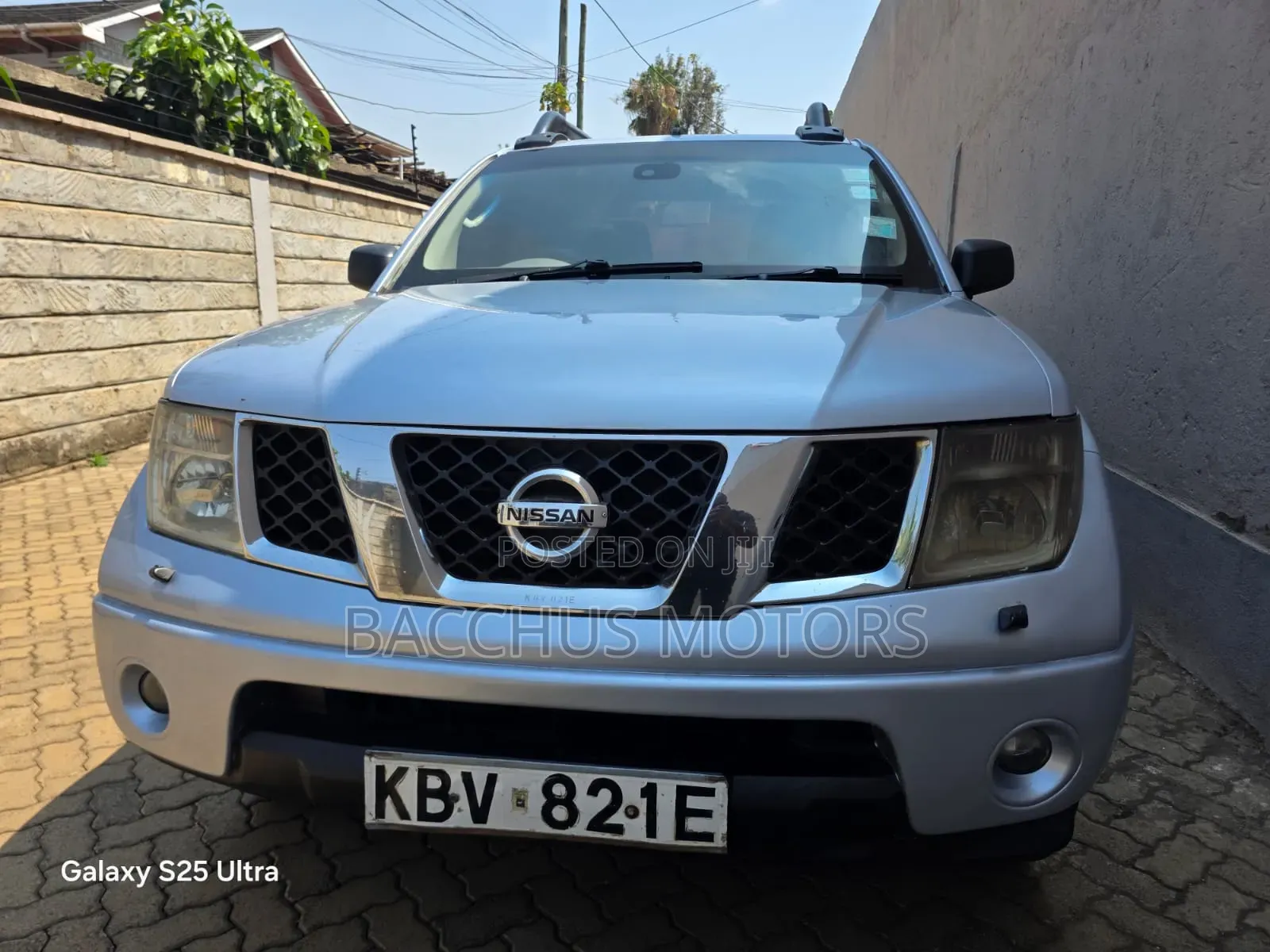 Nissan Navara 2.5 Automatic 2006 Silver