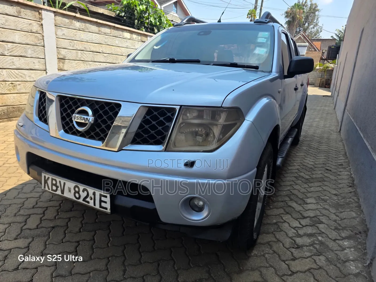 Nissan Navara 2.5 Automatic 2006 Silver