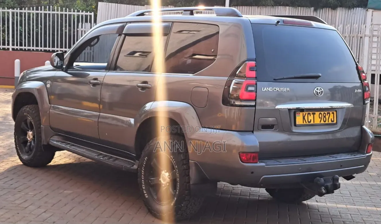 Toyota Land Cruiser Prado 3.0 D-4D 5dr 2008 Gray