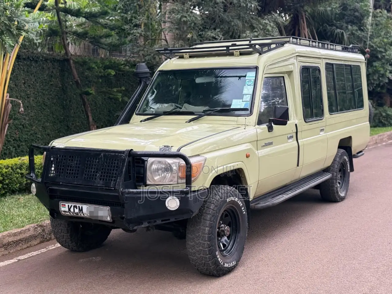Toyota Land Cruiser 79 Series 2017 Green