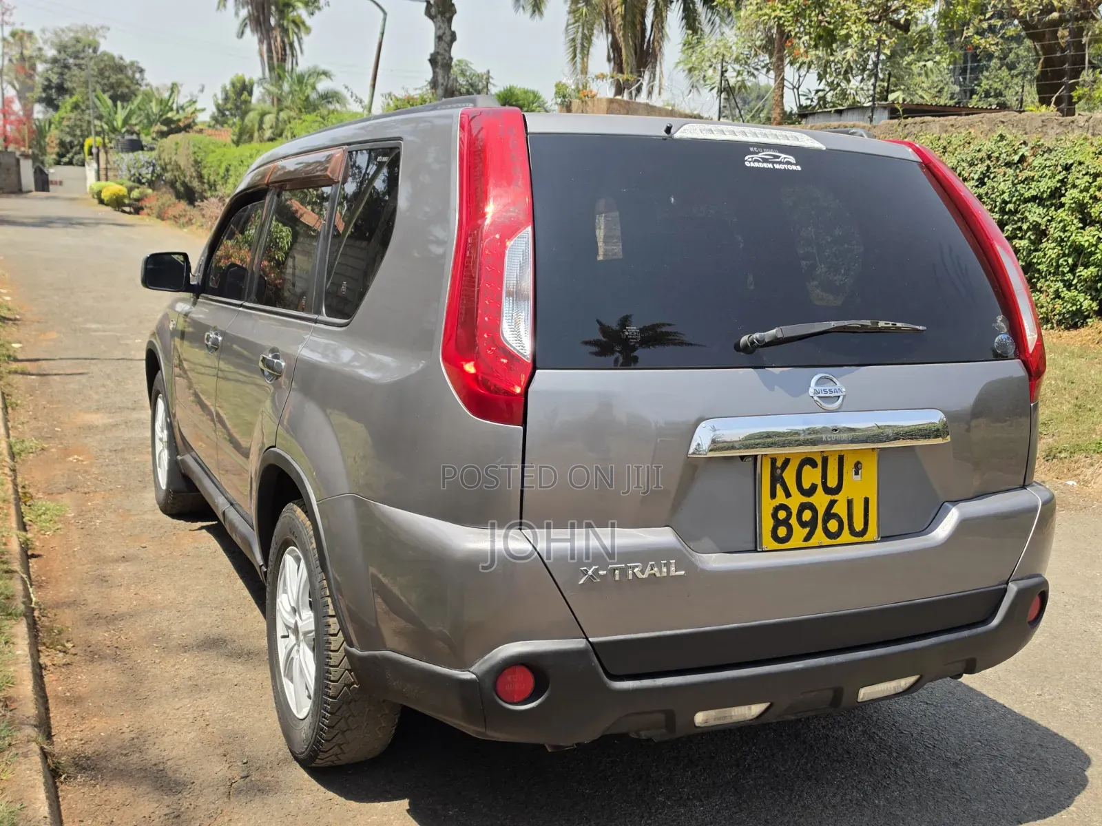 Nissan X-Trail 2.0 Petrol XE 2011 Gray
