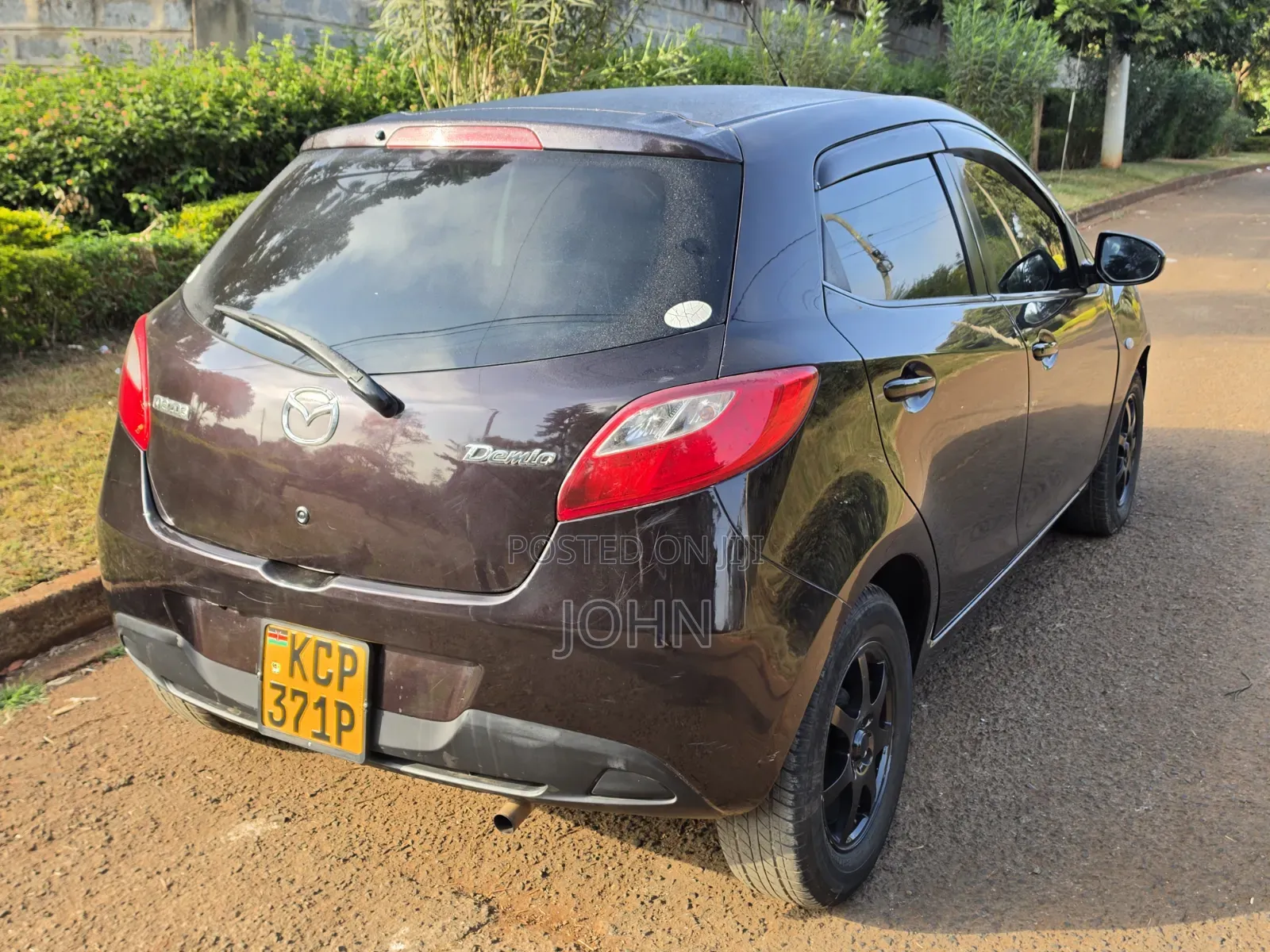 Mazda Demio 2011 Maroon