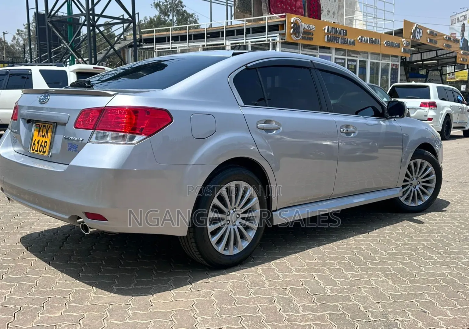 Subaru Legacy 2011 Silver