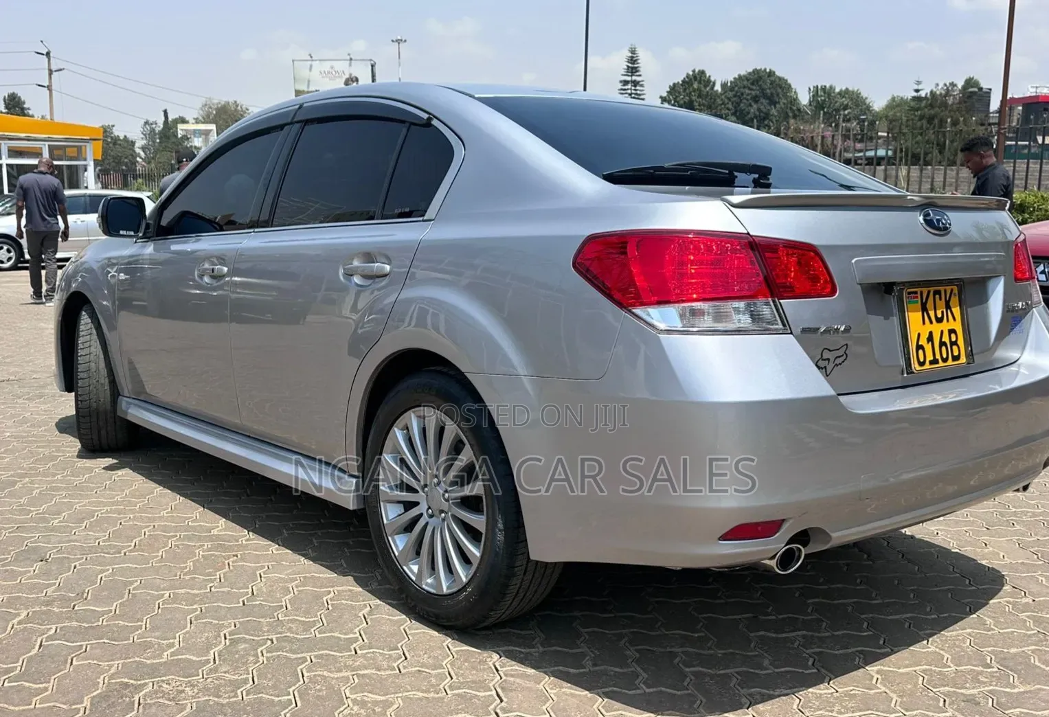Subaru Legacy 2011 Silver