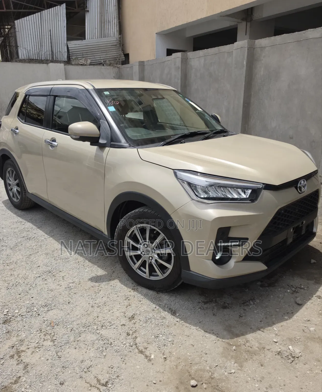 Toyota Raize 2019 Gold