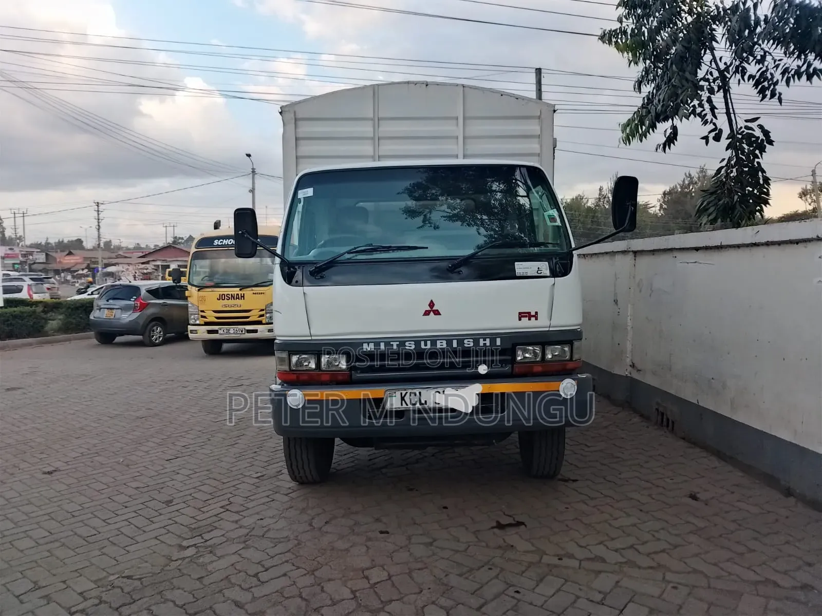 Mitsubishi FH 215, 2016 Model, 6557cc, Local, Well Maintained