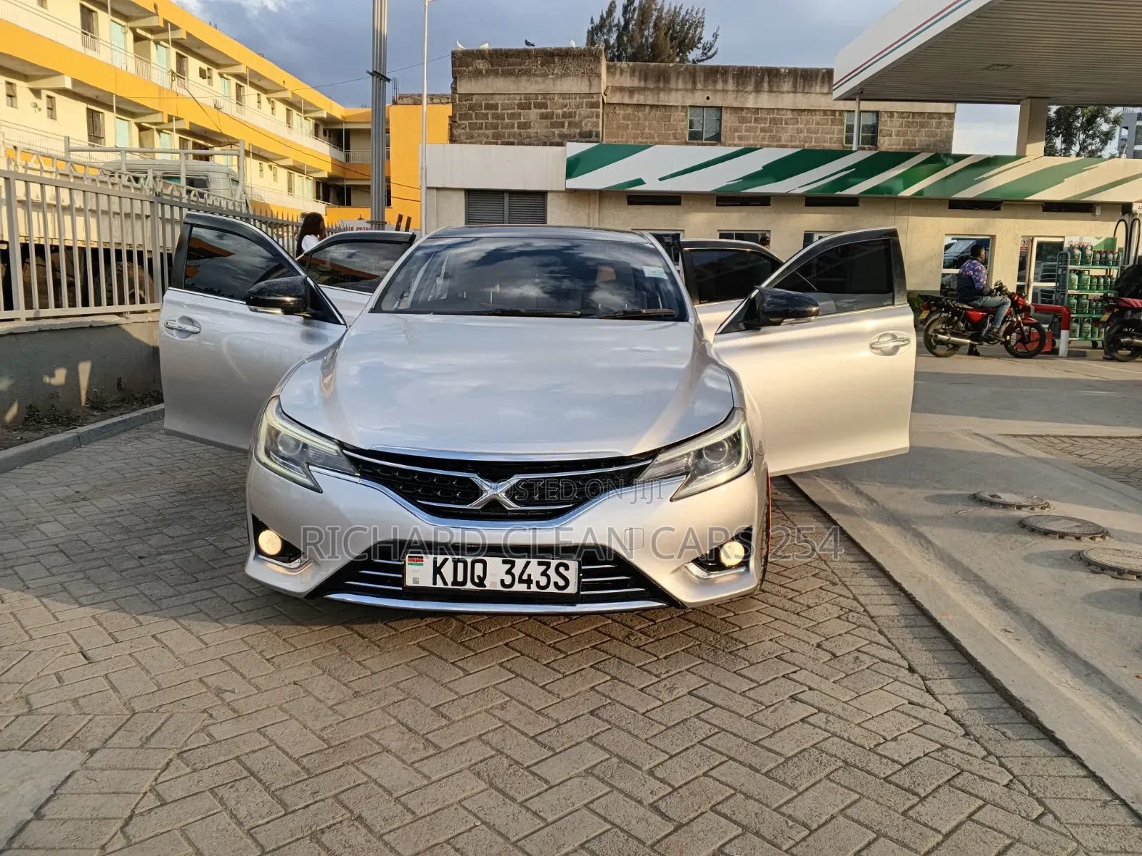 Toyota Mark X 2016 Silver