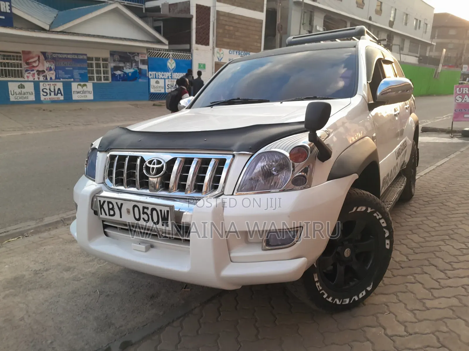 Toyota Land Cruiser 2007 White