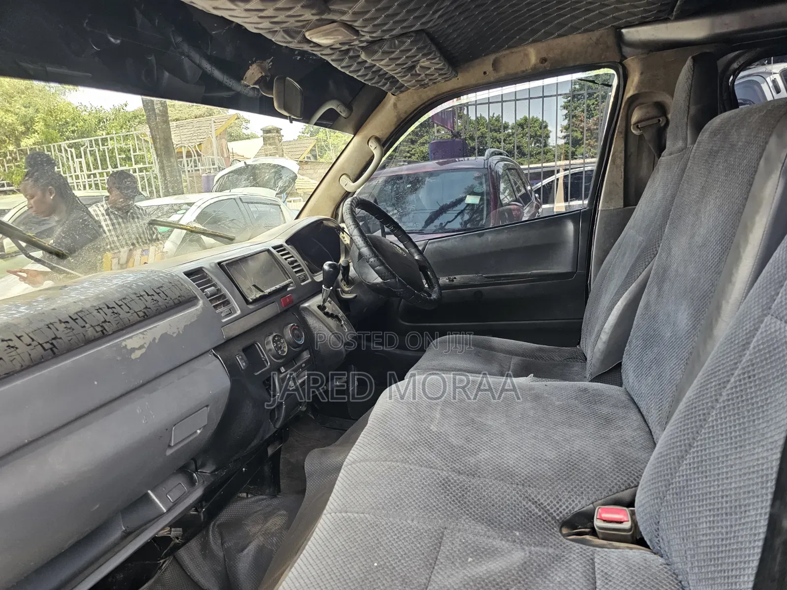 Toyota HiAce 2009 Silver