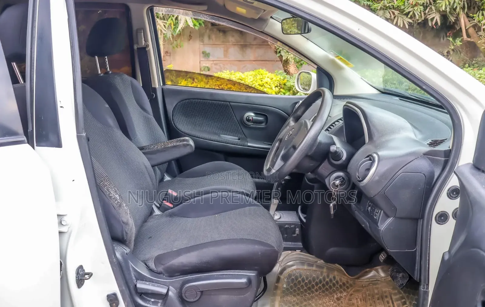 Nissan Note 2010 White