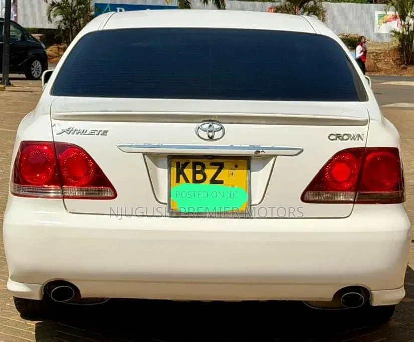 Toyota Crown 2007 White
