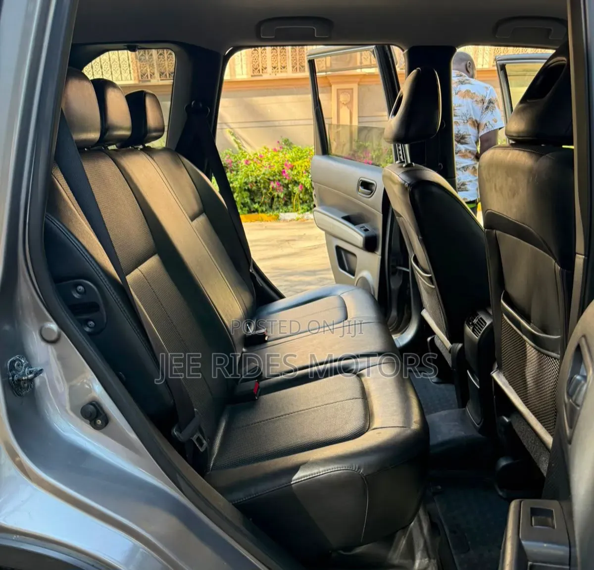 Nissan X-Trail 2.0 Petrol XE 2012 Gray