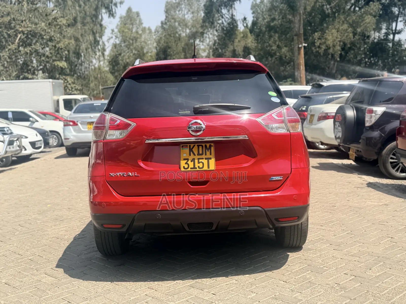 Nissan X-Trail 2016 Red
